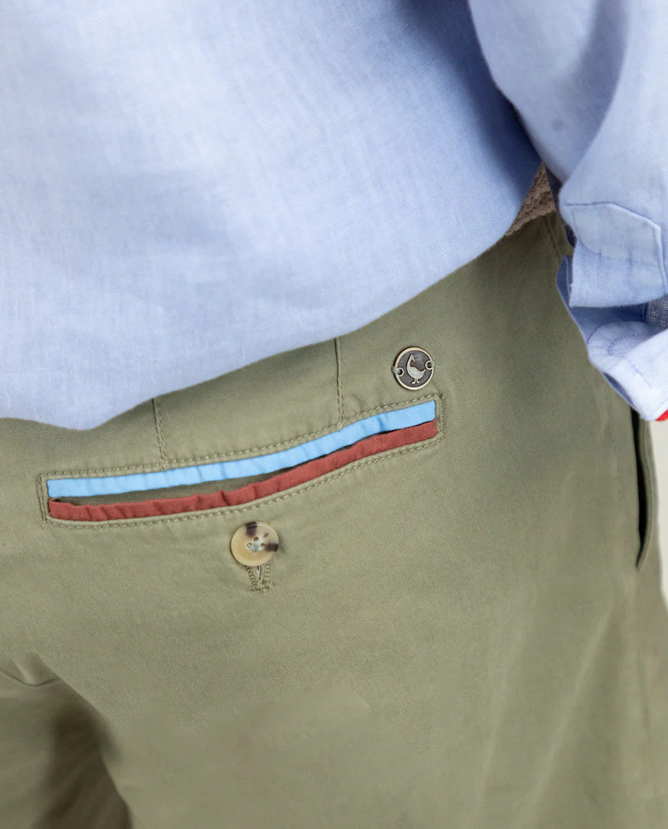 Bermuda Básica Kaki - Imagen 5