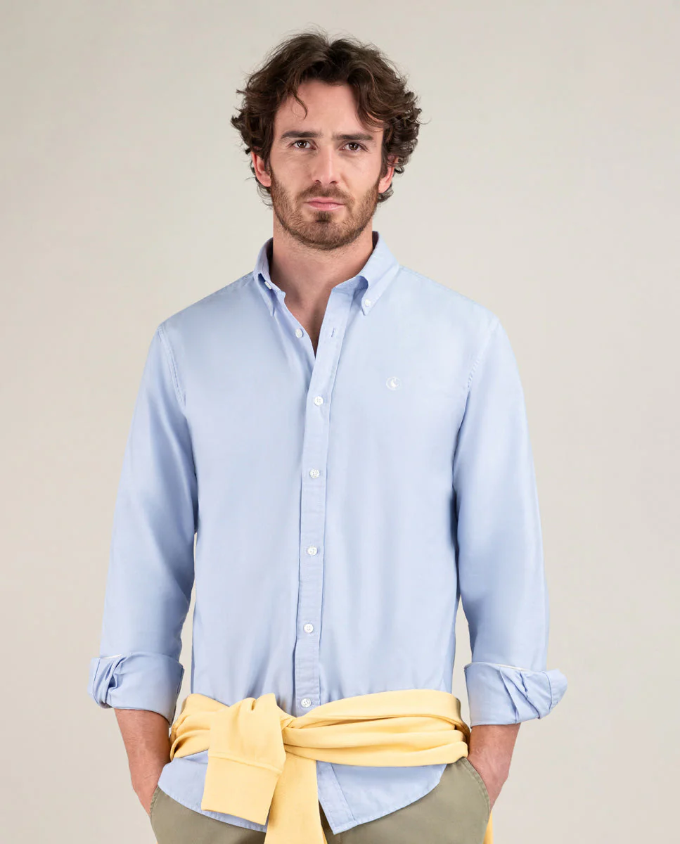 Camisa Algod贸n Garment Dyed Celeste - Imagen 6