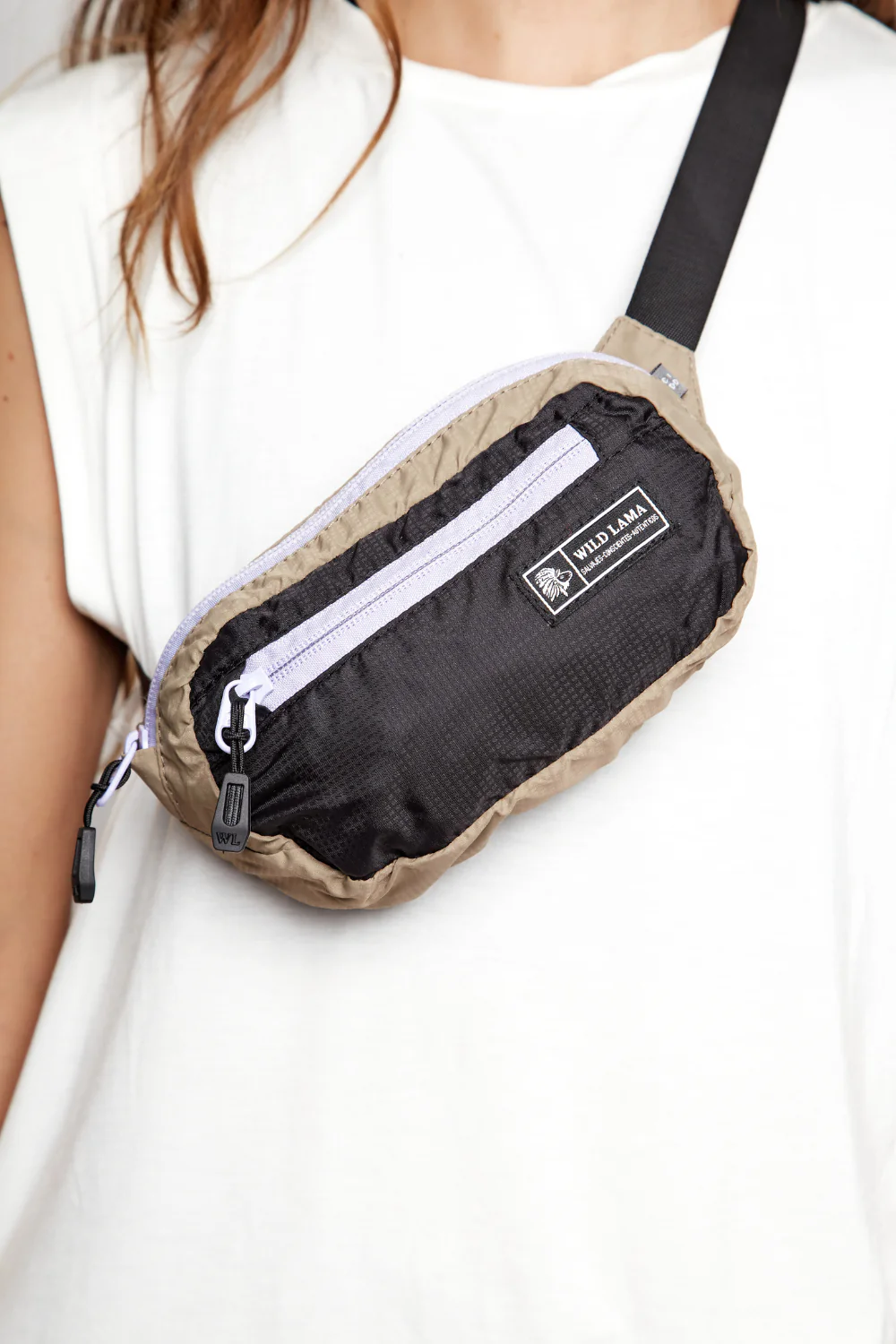 Banano Montaña Reciclado Negro con Beige - Imagen 4