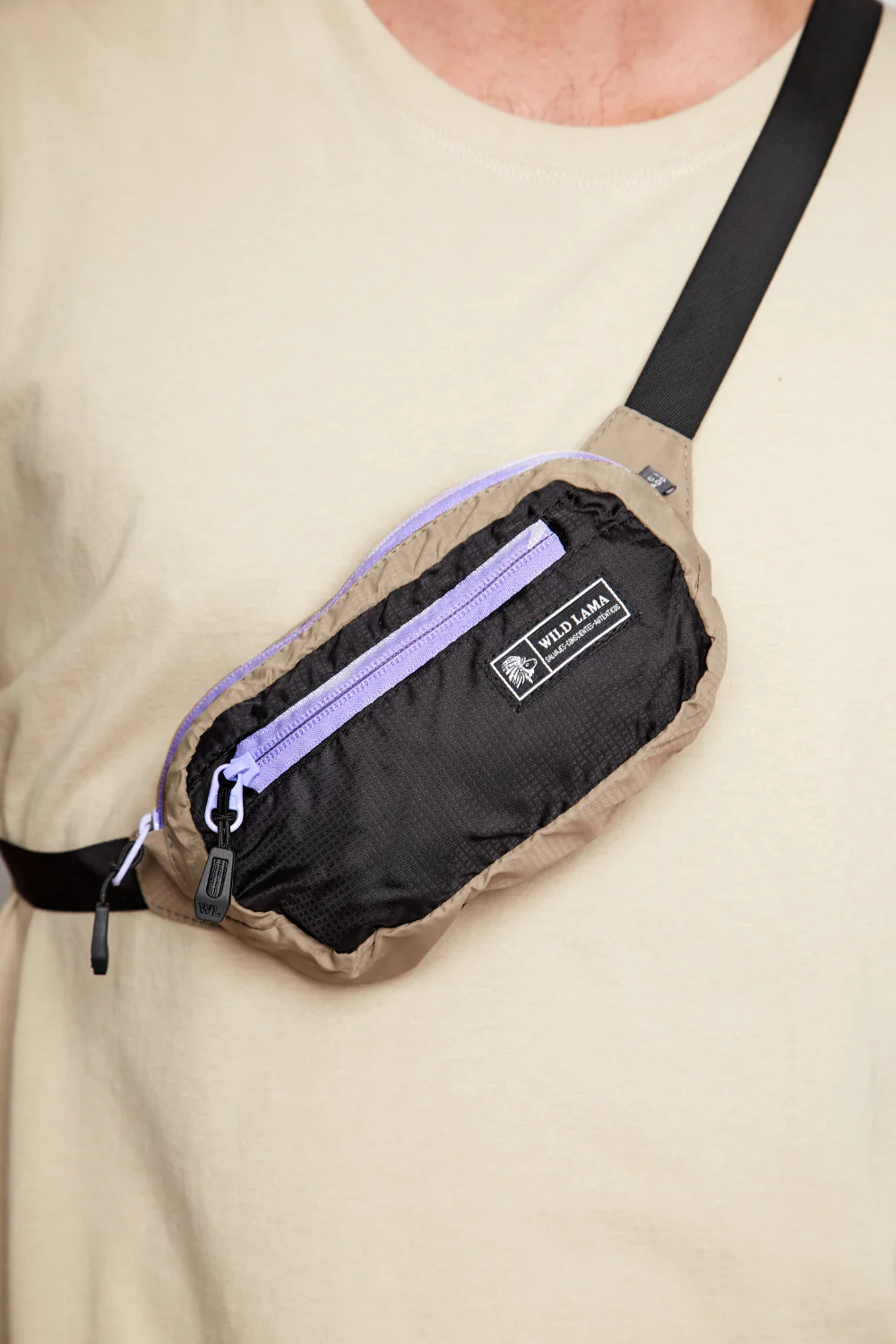 Banano Montaña Reciclado Negro con Beige - Imagen 3