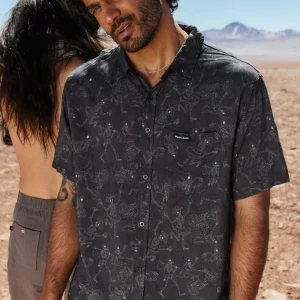 Camisa Mero Calaveras Hombre ECOVERO™