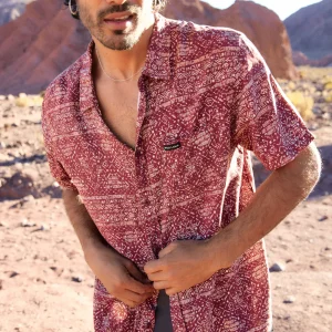 Camisa Mero Tribal Crudo Burdeo Hombre ECOVERO™