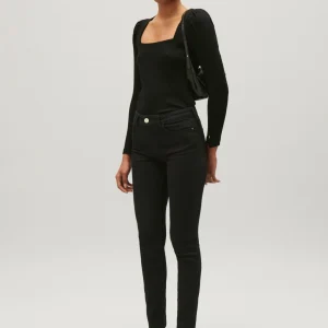 Pantalón vaquero ceñido