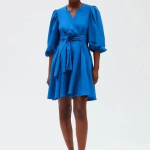 Vestido corto cruzado