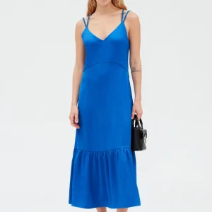 Vestido midi de raso azul