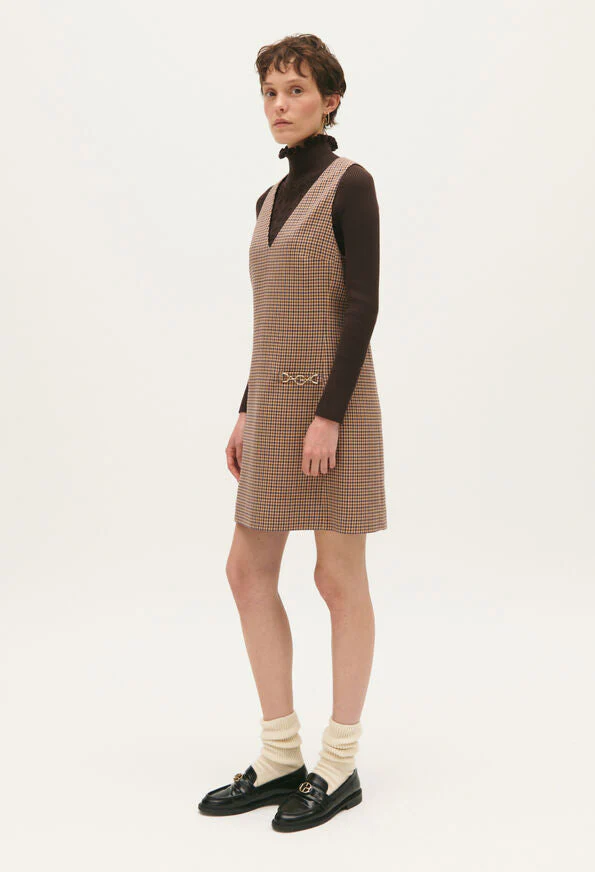 Vestido corto con estampado camel - Imagen 4