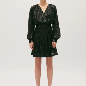 Vestido corto negro de lentejuelas