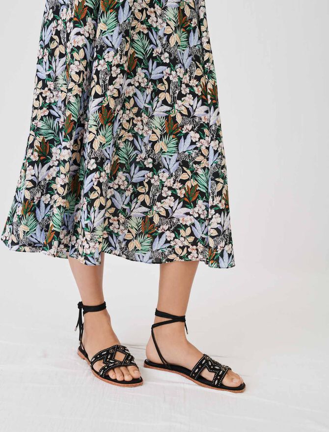 Sandalias planas para atar con tachuelas - Imagen 6