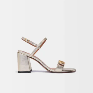 Sandalias con logotipo Clover