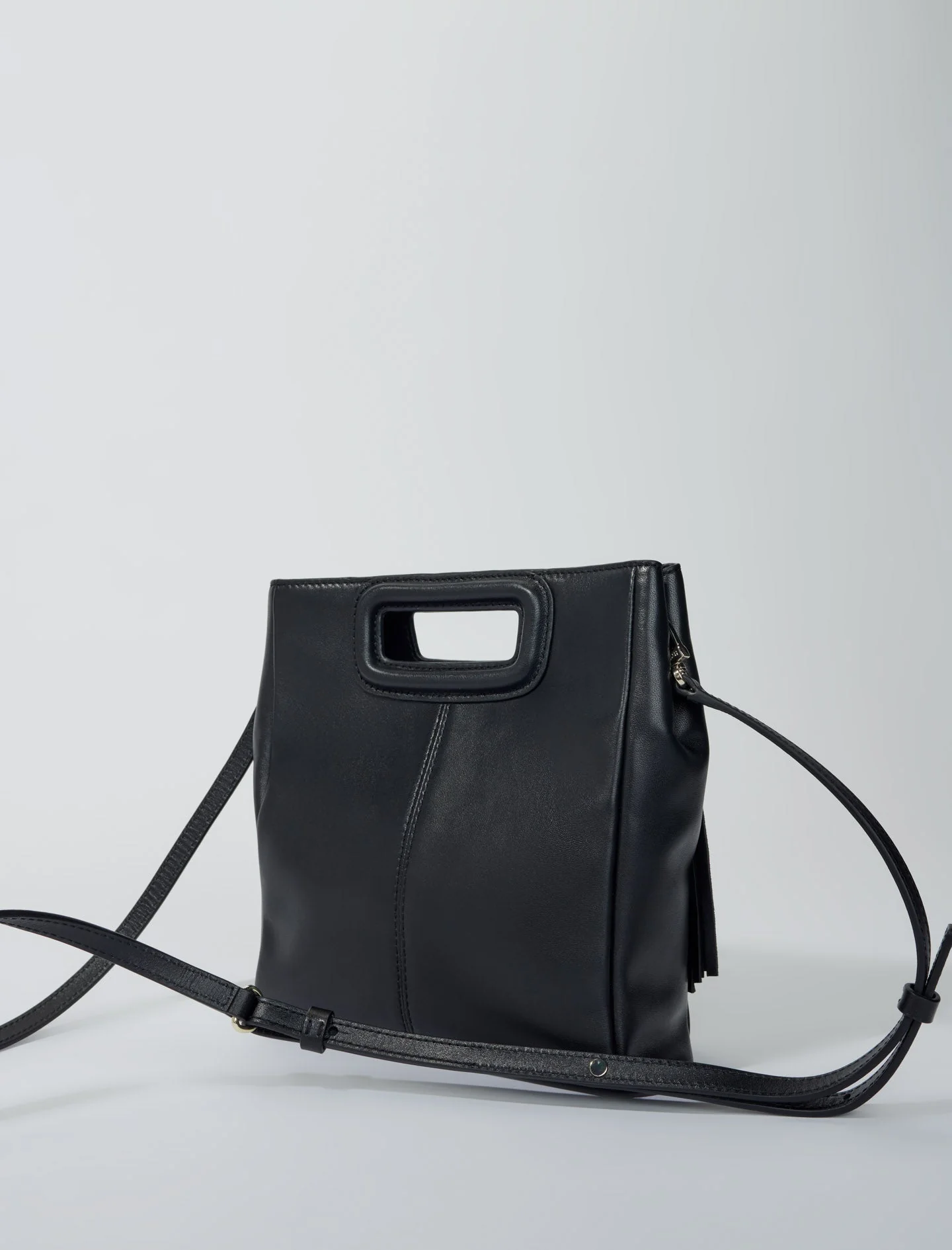 Bolso M de cuero con flecos - Imagen 3