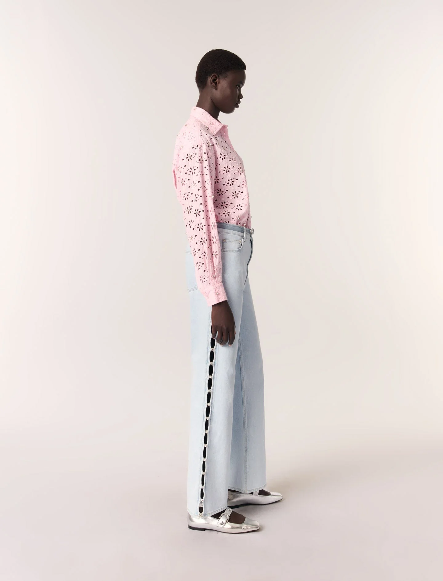 Camisa con bordados y pedrería - Imagen 3