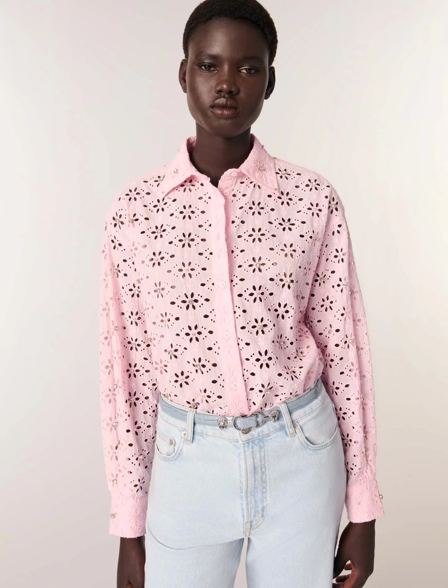 Camisa con bordados y pedrería - Imagen 5