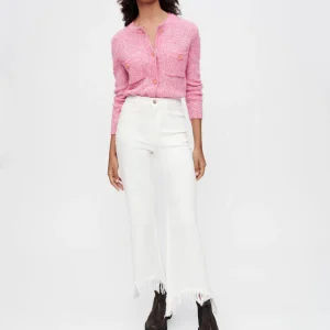 Vaquero recto con bajo deshilachado