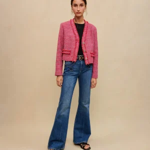 Jeans acampanados bordados