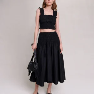 Falda larga fruncida