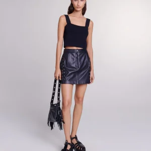 Falda corta de cuero