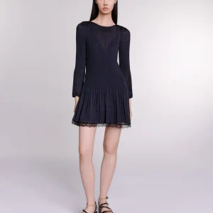 Vestido corto plisado