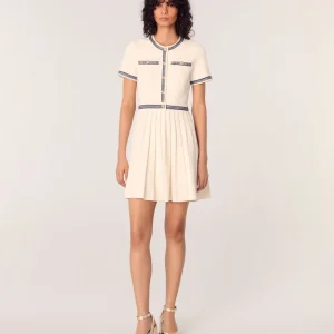 Vestido corto de punto plisado