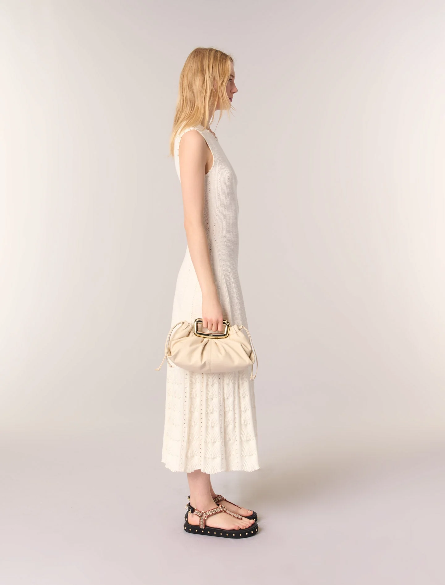 Vestido de punto calado con cuentas - Imagen 3