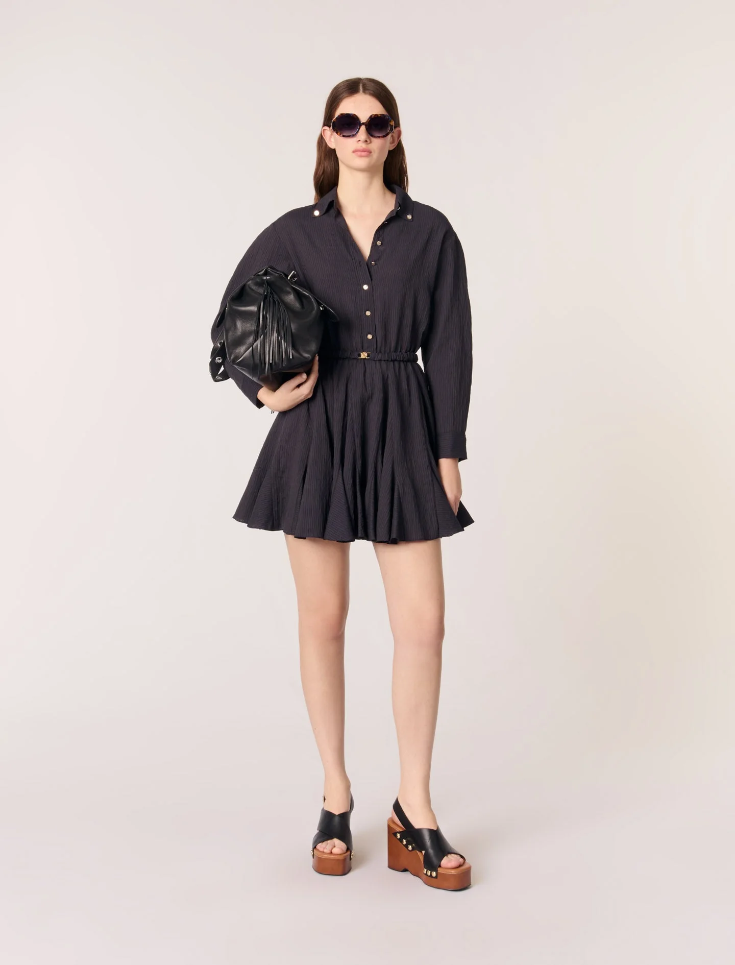 Vestido corto de crepé