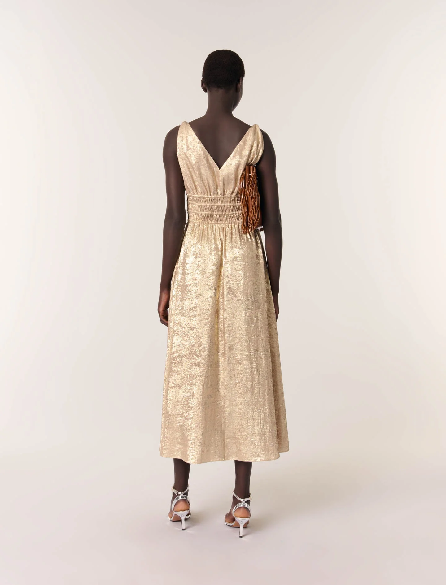 Vestido largo metalizado - Imagen 4