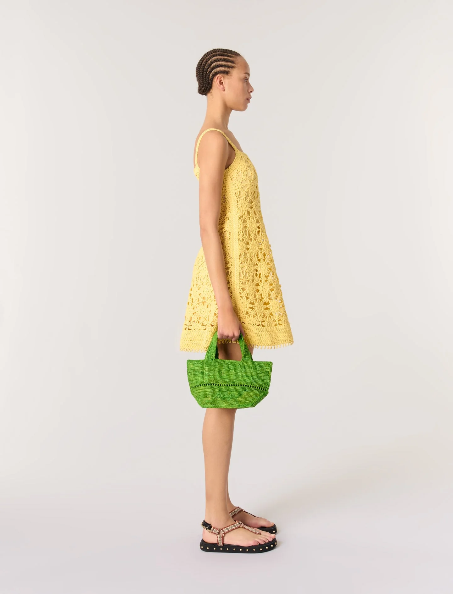 Vestido corto de tirantes de croché - Imagen 3