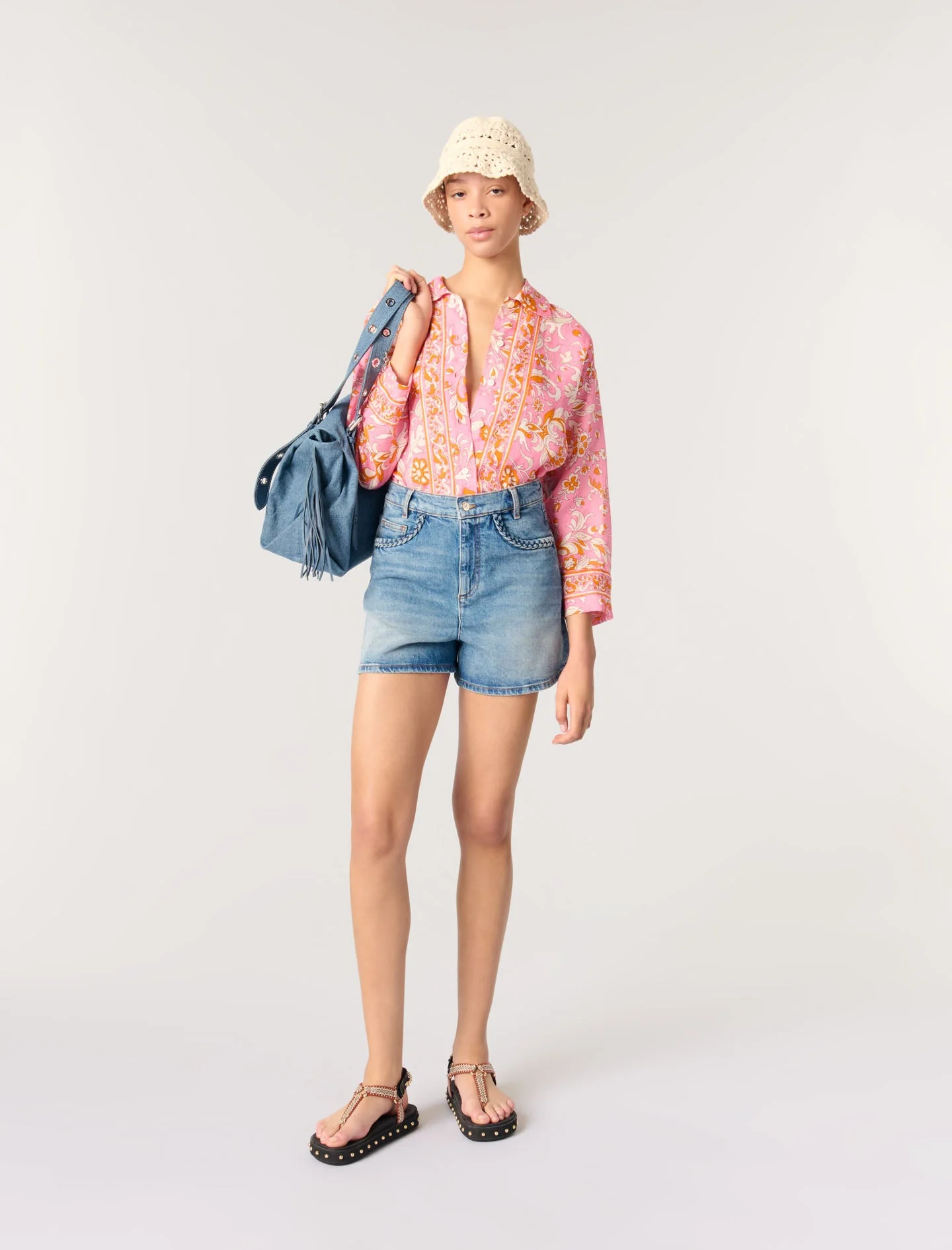 Short vaquero con galones trenzados