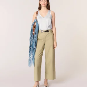 Top sin mangas de seda