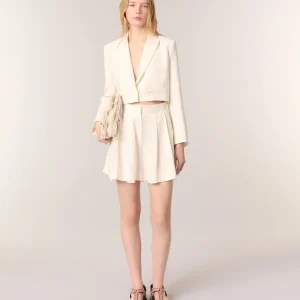 Chaqueta de traje corta