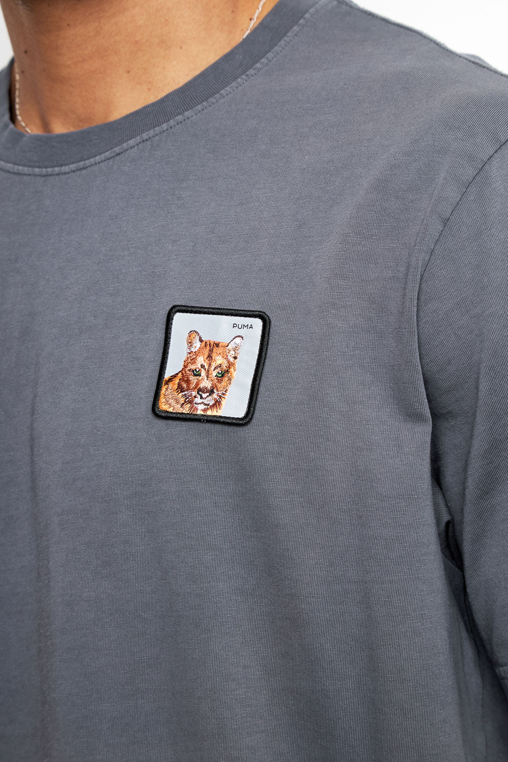 Polera Bat Parche Orgánica Azul Puma Hombre - Imagen 6