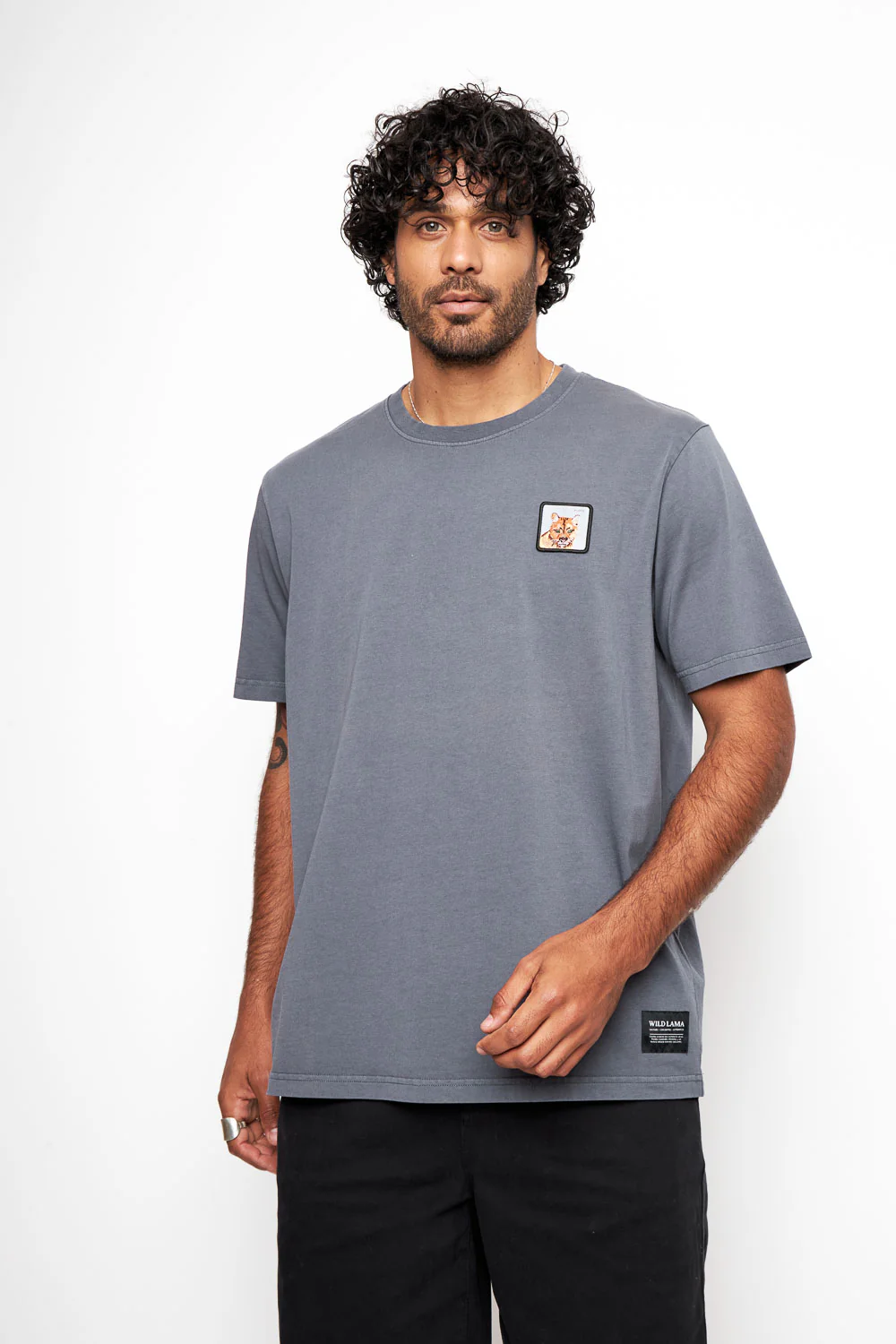 Polera Bat Parche Orgánica Azul Puma Hombre - Imagen 3