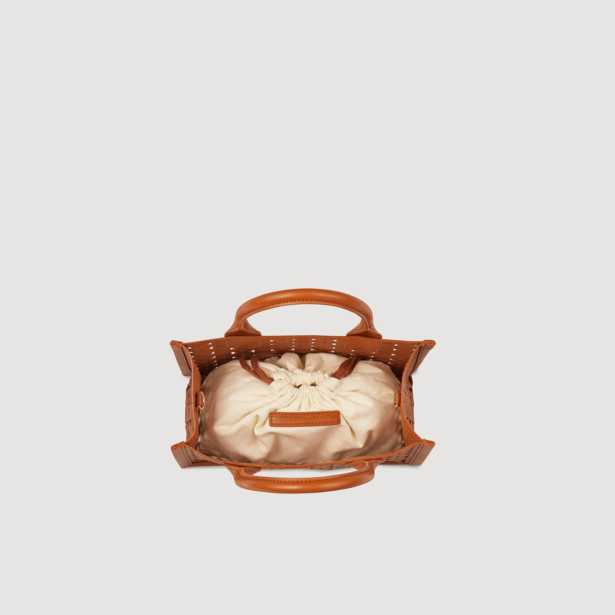 Bolso pequeño kasbah de cuero perforado - Imagen 5