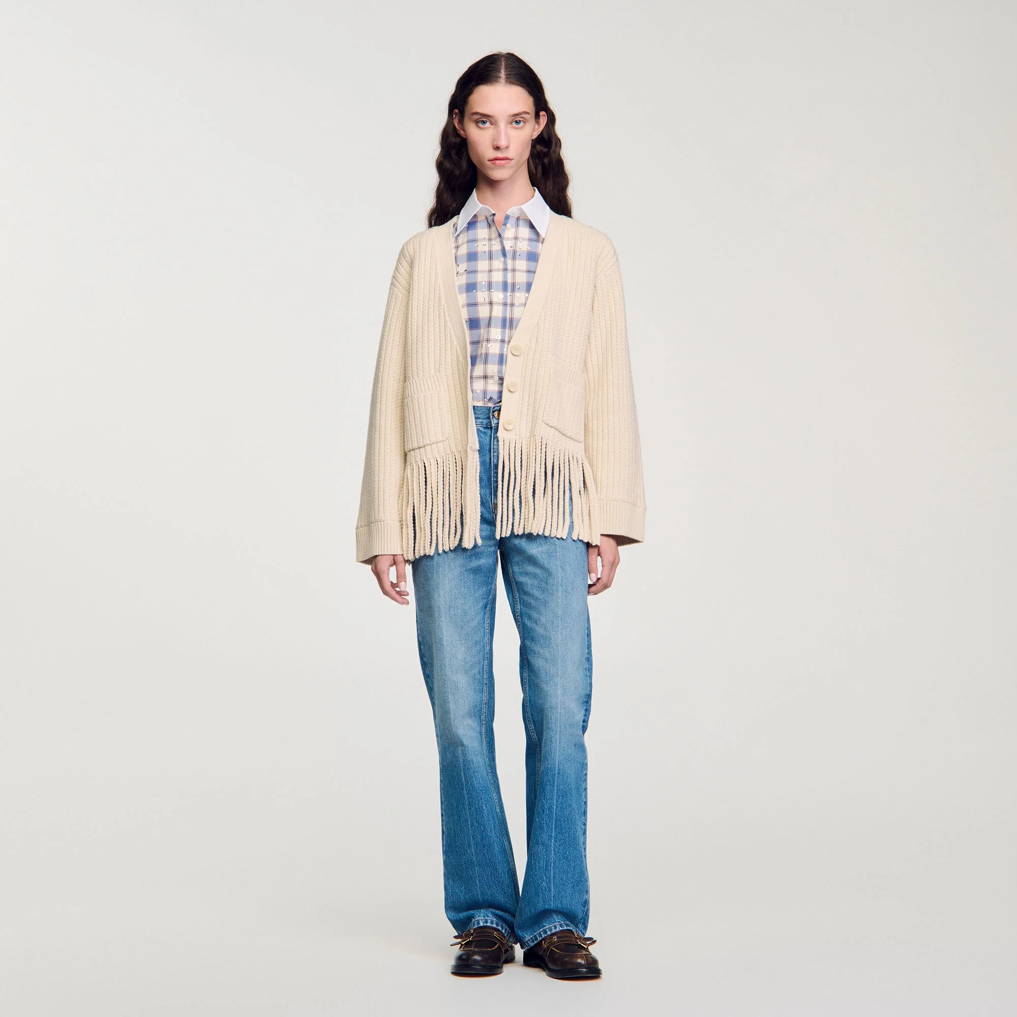 Cárdigan de punto con flecos