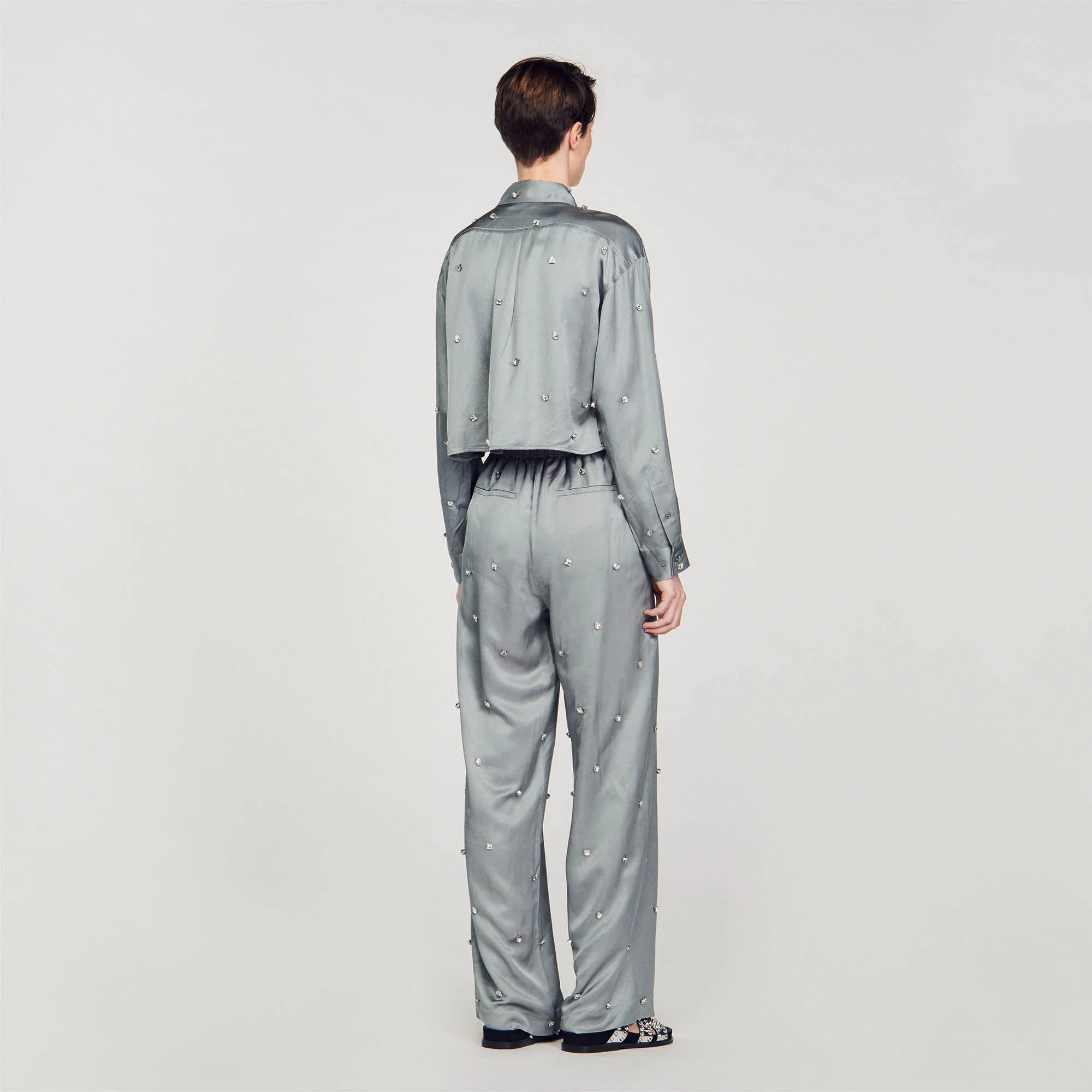 Camisa satinada decorada con strass - Imagen 5