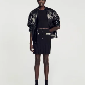 Falda corta con piedras