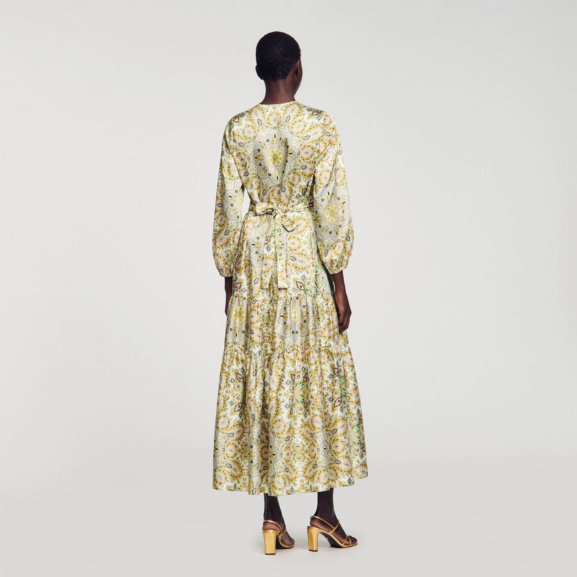 Vestido largo con estampado de fular - Imagen 4