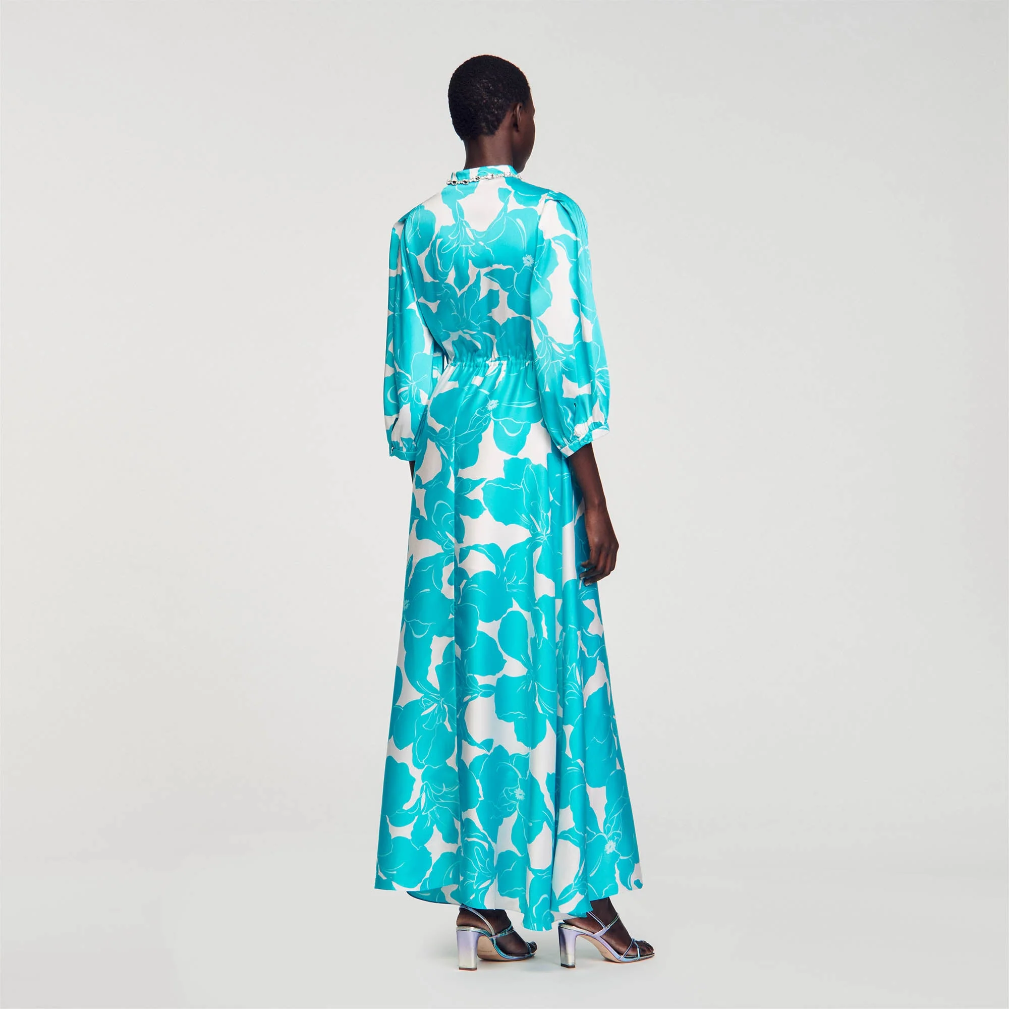 Vestido largo fluido estampado flores - Imagen 4