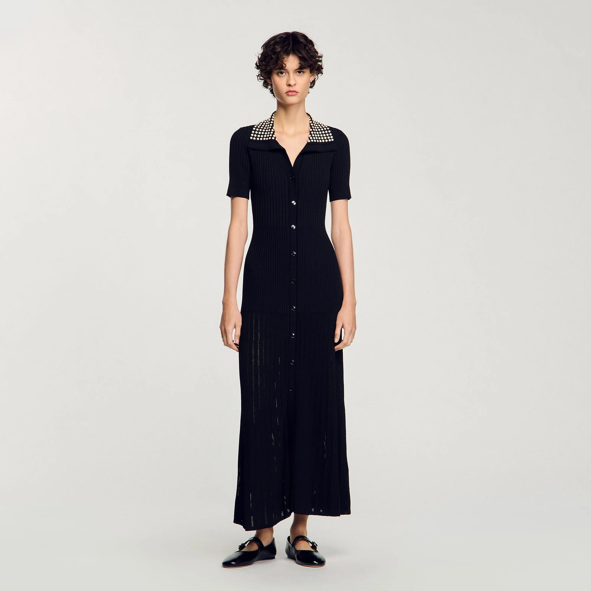 Vestido largo de punto con tachuelas - Imagen 3