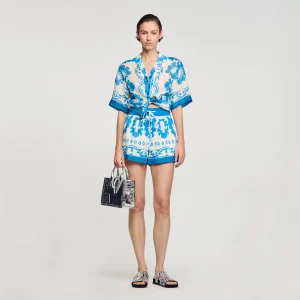 Pantalón corto ancho y estampado