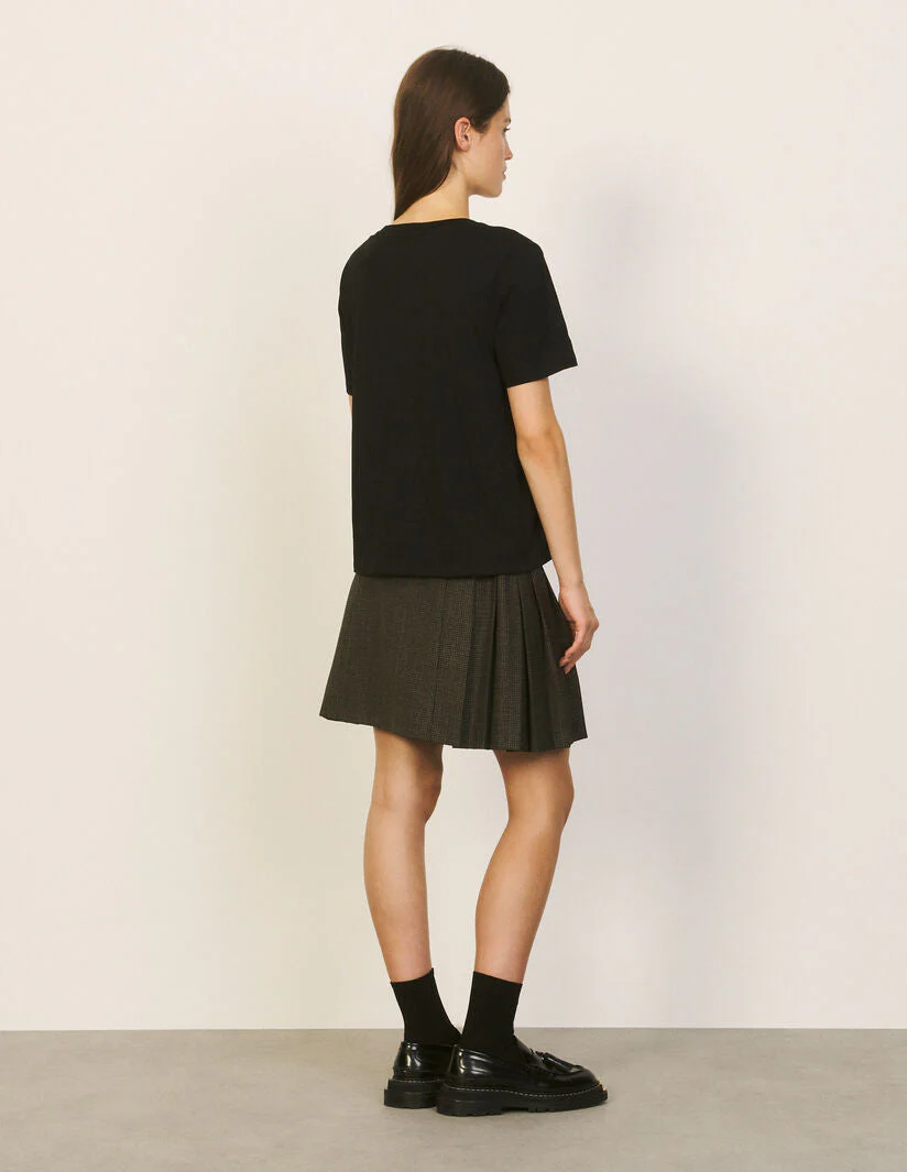 Camiseta con bordado en el pecho - Imagen 5