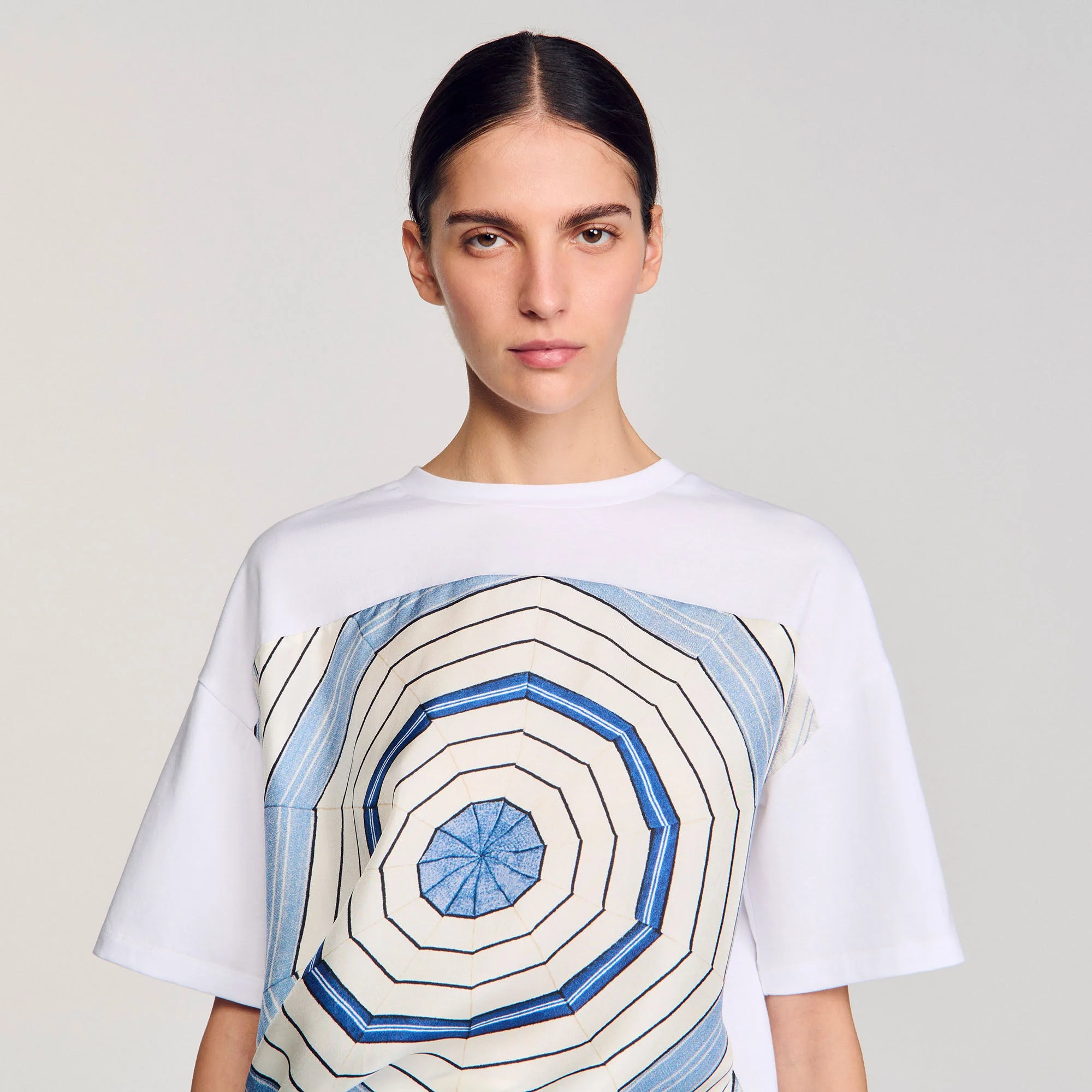 Camiseta con estampado de espirales - Imagen 3