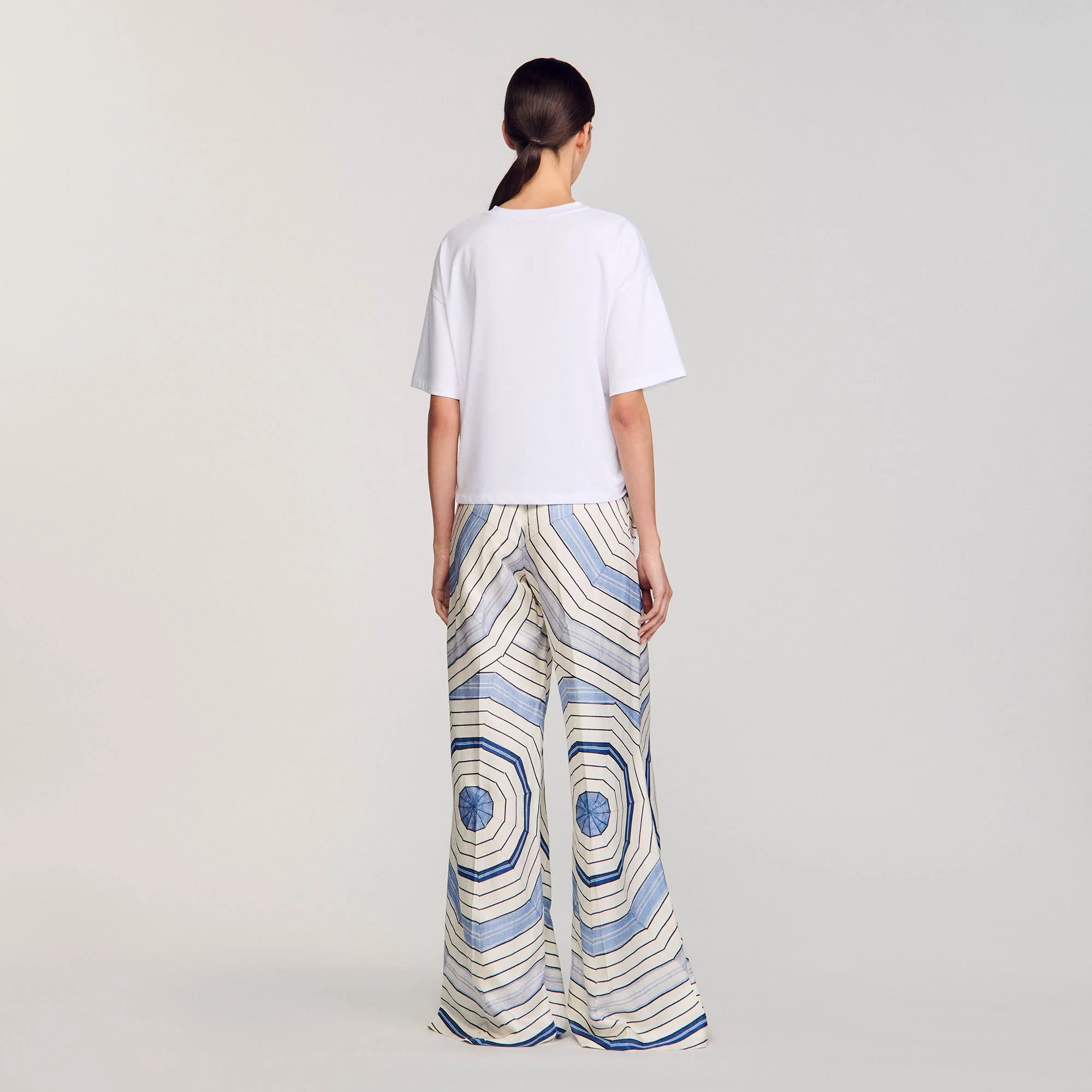 Camiseta con estampado de espirales - Imagen 6
