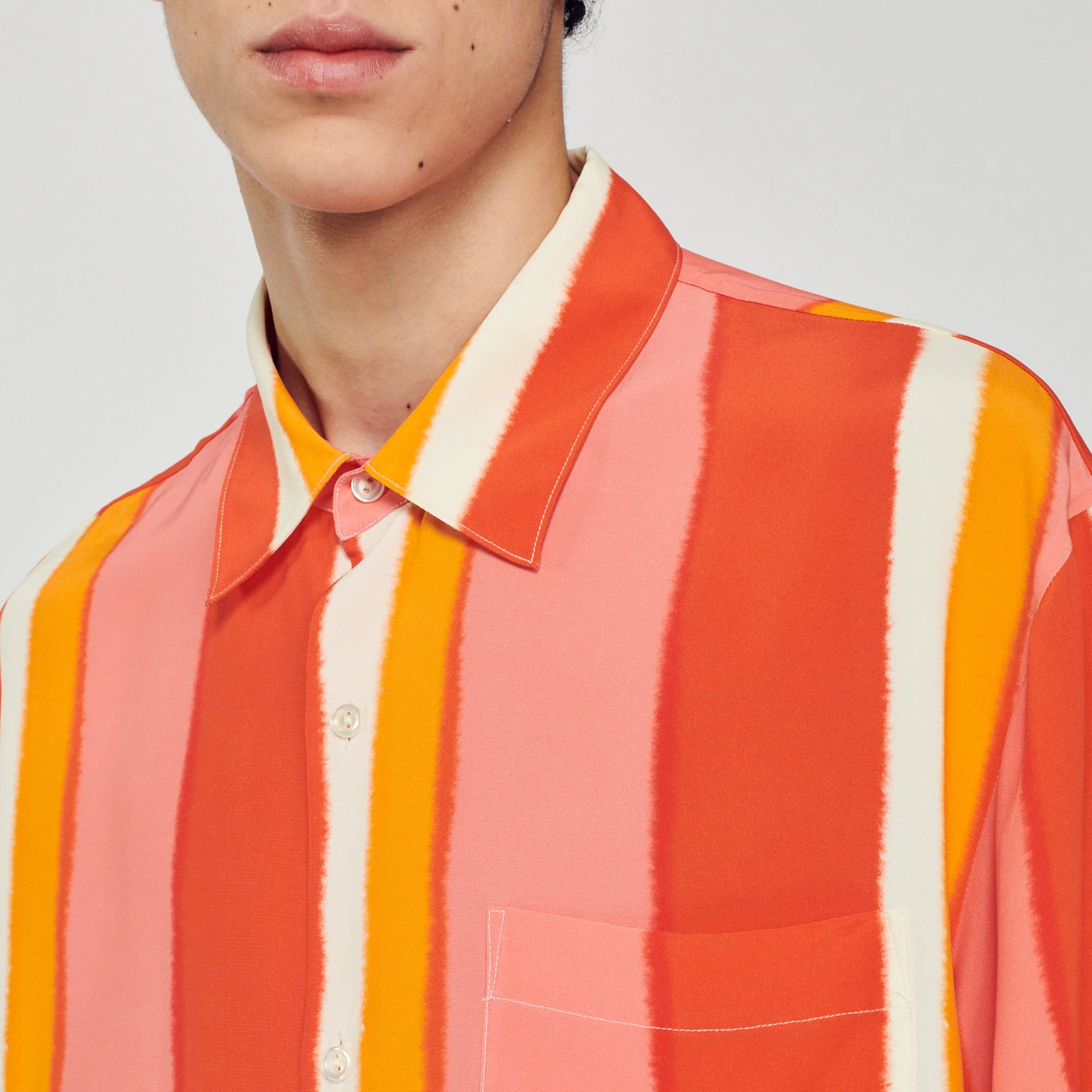 Camisa Manga Corta con Rayas Estampadas - Imagen 3