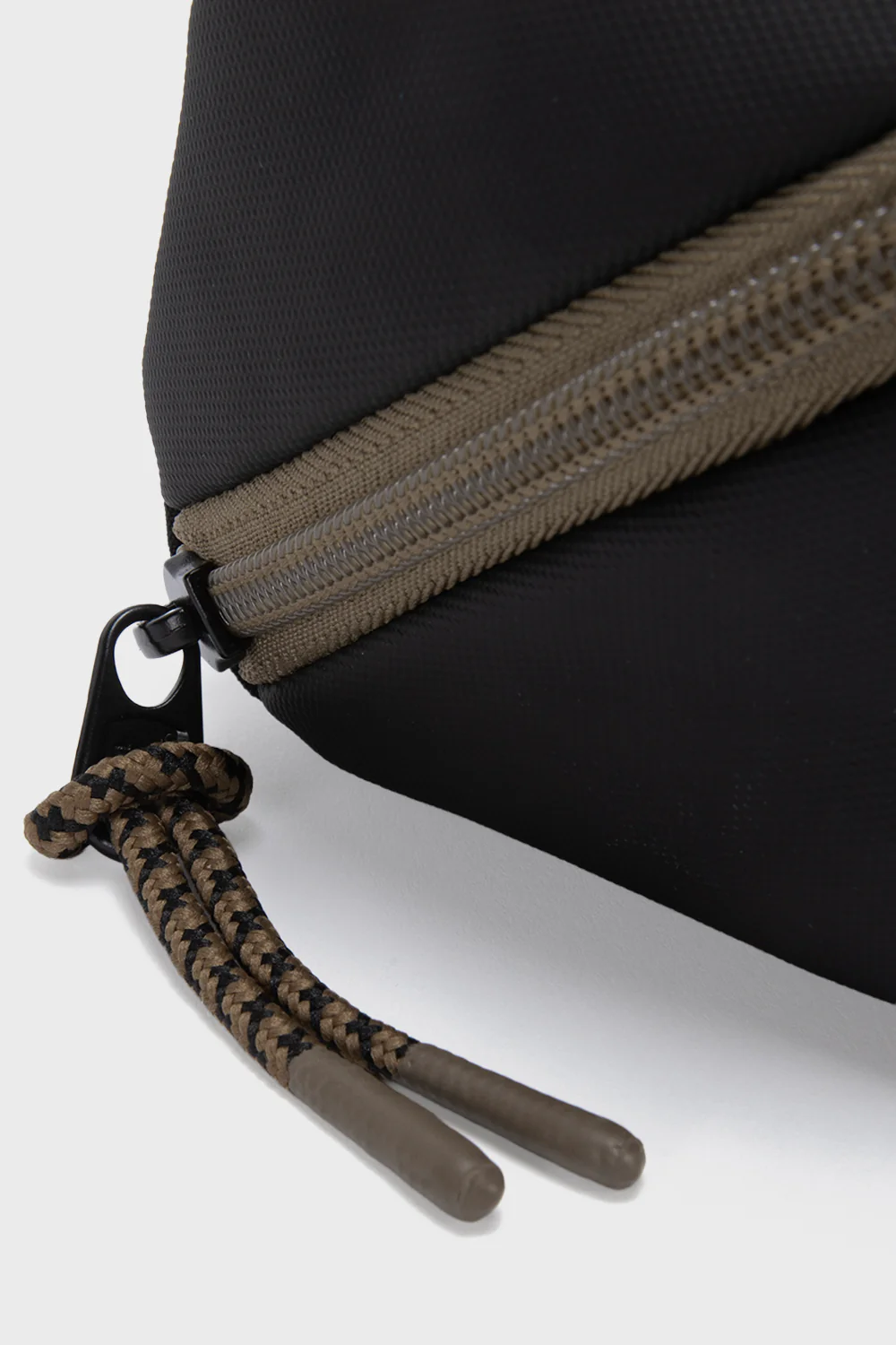 Neceser Travel Jackie Reciclado Negro 4L. - Imagen 7