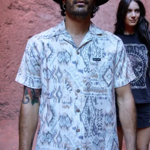 Guayabera Ecuador Print Beige Hombre