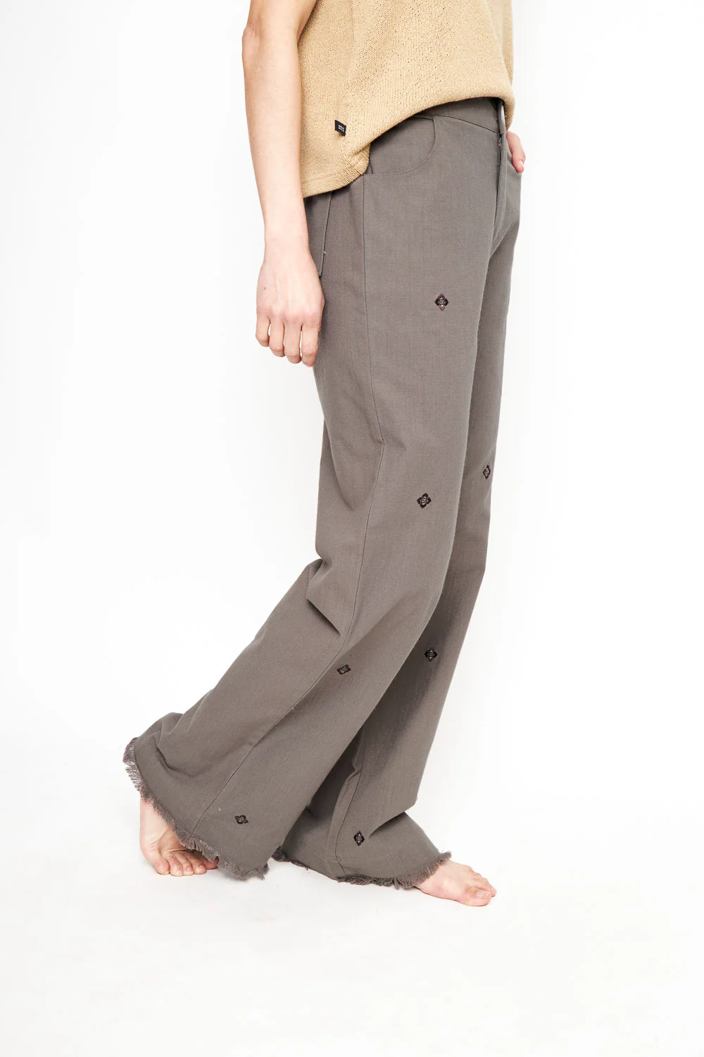 Pantalón Esme Orgánico Café Mujer - Imagen 4