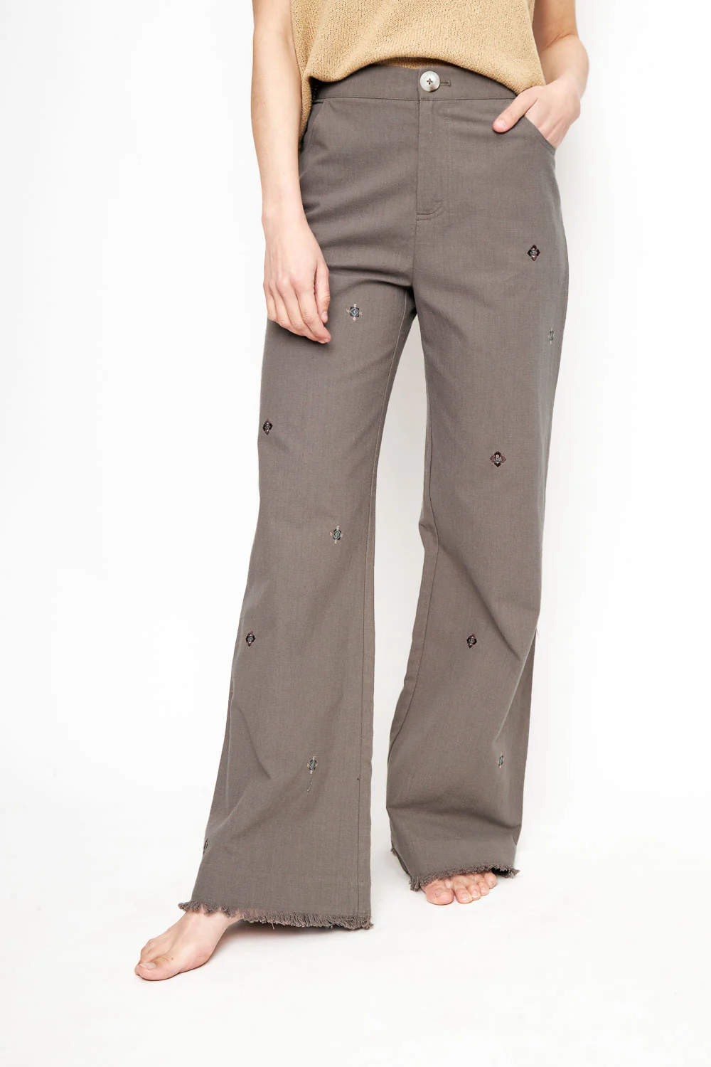 Pantalón Esme Orgánico Café Mujer - Imagen 3