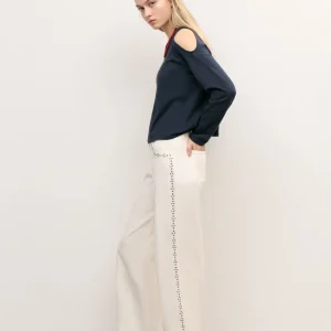 Pantalón tachas lateral