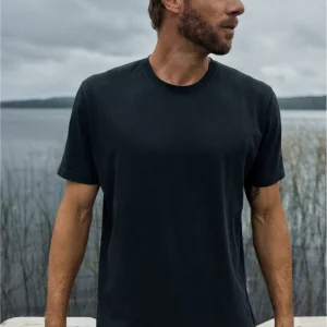 Polera Bat Orgánica Negra Hombre