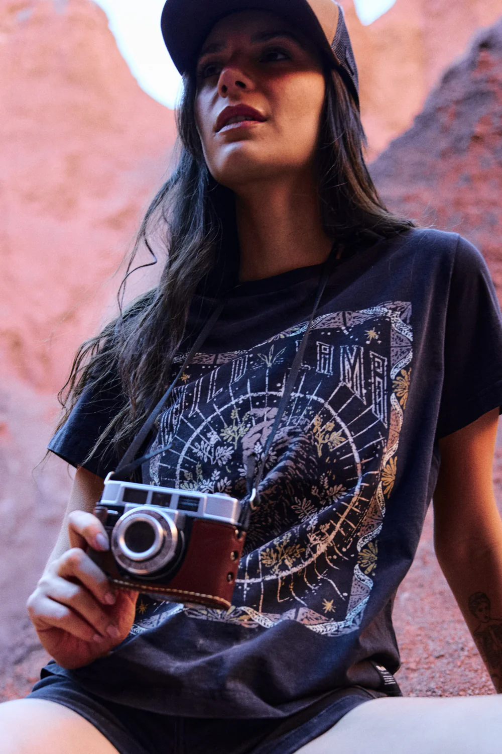 Polera Genovesa Orgánica Negra Mujer